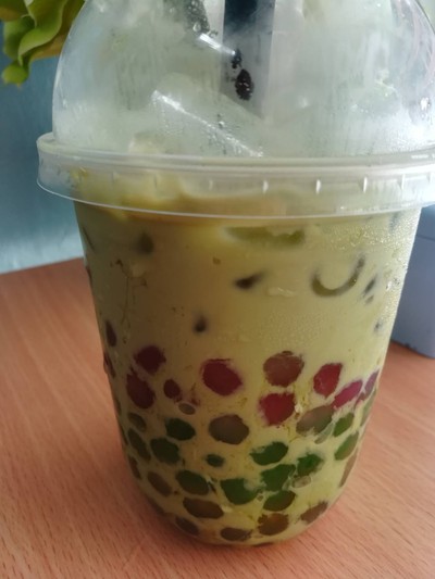 อาหาร หรือ เครื่องดื่ม