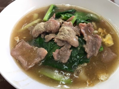 ราดหน้าเส้นใหญ่ใส่ไข่