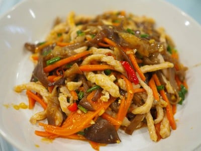 เมนูของร้าน บุญ เรสเตอรองท์ 食得福 บุญ เรสเตอรองท์ 食得福