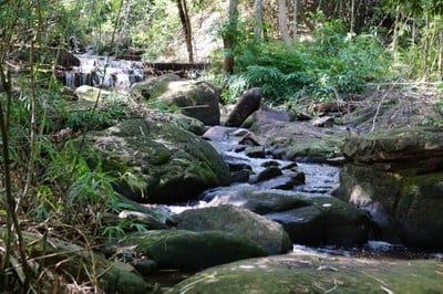 บรรยากาศ น้ำตกเขาอีโต้