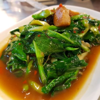 คะน้าปลาเค็ม