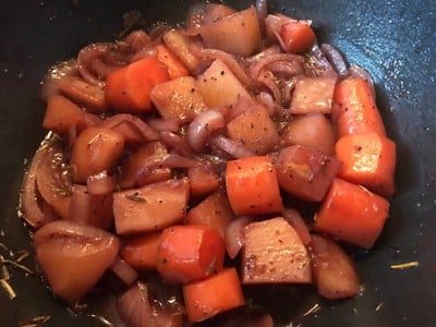 วิธีทำ Sliced Beef in Red Wine Stew France 🇫🇷 