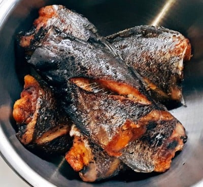 วิธีทำ ต้มโคล้งใบมะดันกับปลาสลิดแดดเดียว