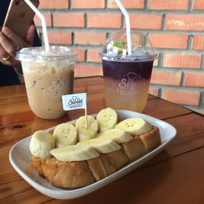 อาหาร หรือ เครื่องดื่ม