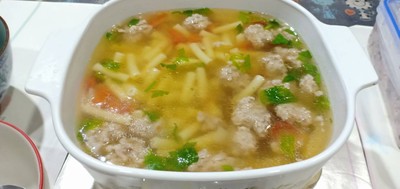 วิธีทำ ซุปมักกะโรนีหมูบ่ะช่อ วิธีทำ ซุปมักกะโรนีหมูบ่ะช่อ