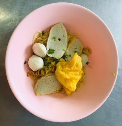 บะหมี่แห้ง