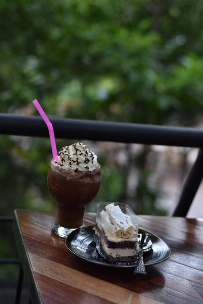 

       ภูเก็ต เด็ดจังเลย (3สาว ตะลุย ภูเก็ต 3 วัน 2 คืน )