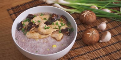 โจ๊กไก่ผัดเห็ดหอม