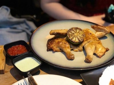 อาหาร หรือ เครื่องดื่ม