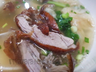 เกี๊ยวกุ้งรวมพล