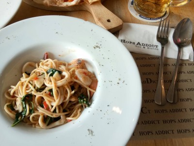 เมนูของร้าน HopfAddict Sriracha ศรีราชา ศรีราชา