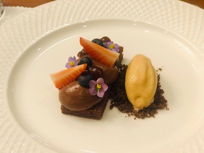 อาหาร หรือ เครื่องดื่ม