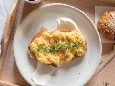Rocket Coffee bar สาทร ซอย 12
