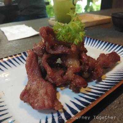 อาหาร หรือ เครื่องดื่ม