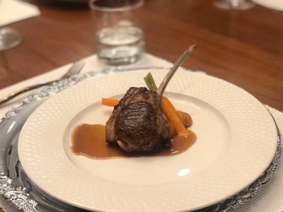 อาหาร หรือ เครื่องดื่ม