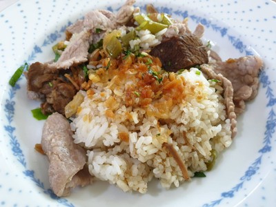 G9. ซุปเนื้อวากิวสไลซ์