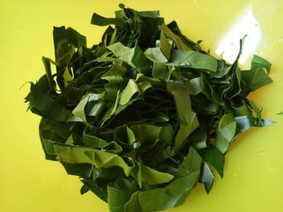 วิธีทำ แกงปลาดุกใส่ใบยอ