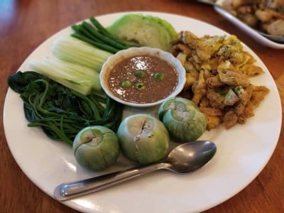 น้ำพริกกะปิผักลวก