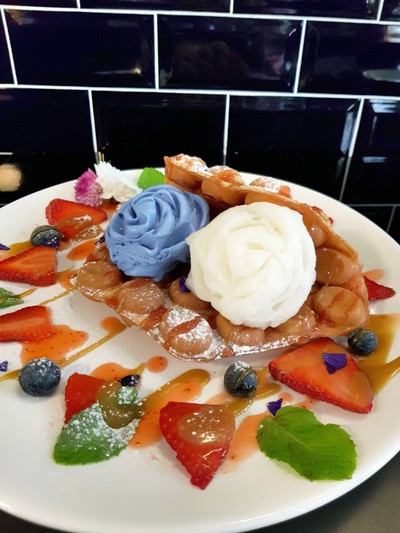 Enchanted Double Rose Waffle