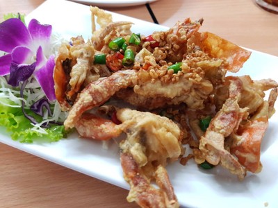 ปูนิ่มทอดพริกเกลือ