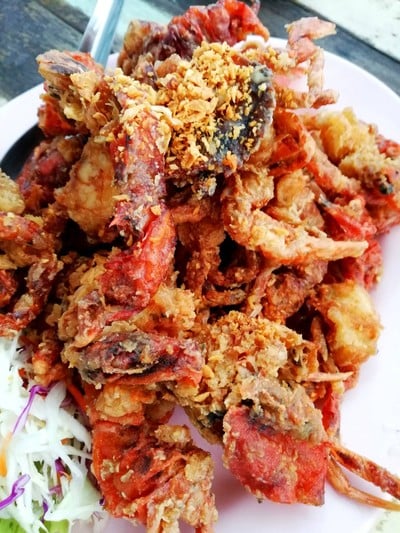 ปูนิ่มทอดกระเทียม