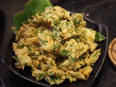 ยำผักหวานกุ้งสด