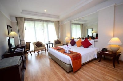 โรงแรมทวาราวดีรีสอร์ท