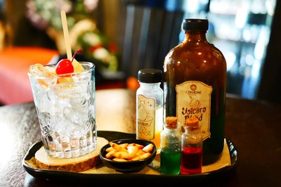 อาหาร หรือ เครื่องดื่ม