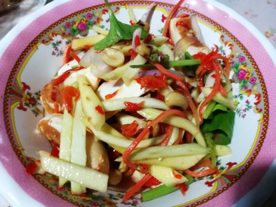 ยำมะม่วงไข่เค็ม