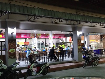 บรรยากาศ มาลี ก๋วยเตี๋ยวต้มยำสุโขทัย สวนดอก