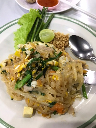 เมนูของร้าน มาลี ก๋วยเตี๋ยวต้มยำสุโขทัย สวนดอก