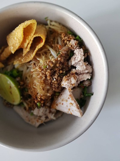 ป้าแตง ก๋วยเตี๋ยวหมูต้มยำ สน. นางเลิ้ง ป้าแตง ก๋วยเตี๋ยวหมูต้มยำ สน. นางเลิ้ง