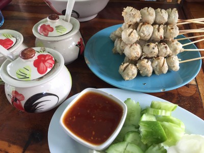 ลูกชิ้นเอ็นหมู