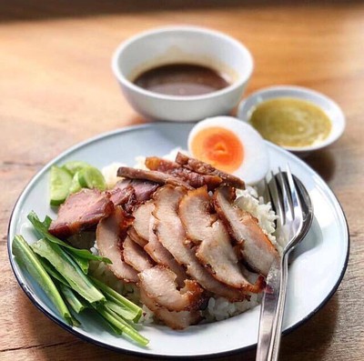 รสริน ข้าวหมูแดงหมูกรอบ ซูวี (Roselyn) รสริน ข้าวหมูแดงหมูกรอบ ซูวี (Roselyn)