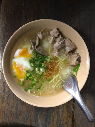 เมนูของร้าน ริมน้ำ อิ่มอร่อย