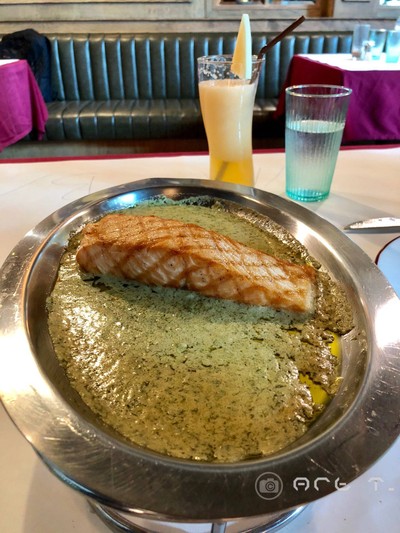SALMON STEAK