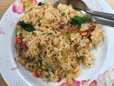 วิธีทำ ข้าวผัดลาบหมู By คนอร์ วิธีทำ ข้าวผัดลาบหมู By คนอร์