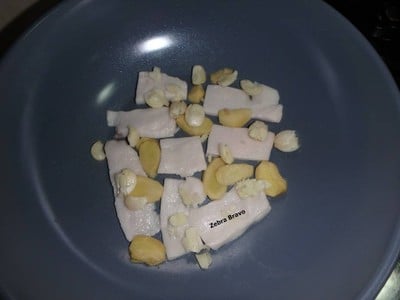 วิธีทำ กุ้งอบวุ้นเส้นในกระทะ