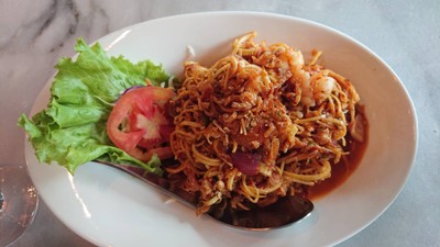 ยำตะไคร้กุ้งสด