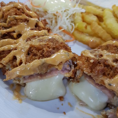 อ้วนผอมสเต็กสามย่านจานดาวเทียม