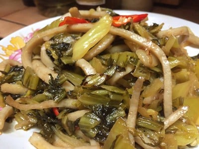 วิธีทำ ผัดผักกาดดองใส่ปลาเส้น