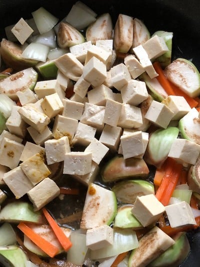 วิธีทำ เขียวหวานแห้งเต้าหู้สูตรไม่ใส่กะทิ