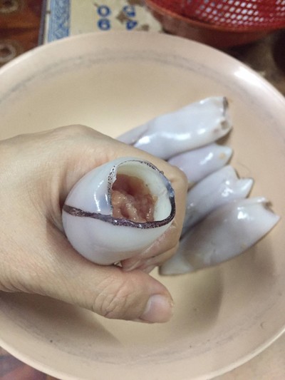 วิธีทำ ปลาหมึกยัดไส้ทะลัก วิธีทำ ปลาหมึกยัดไส้ทะลัก