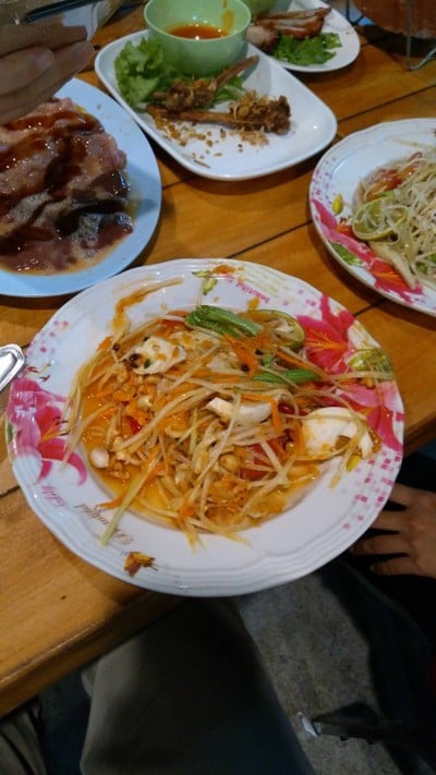 ส้มตำไทยไข่เค็ม