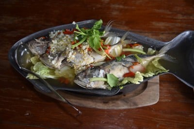 ครัวแม่ส้มเกลี้ยงริมแม่น้ำบางปะกง