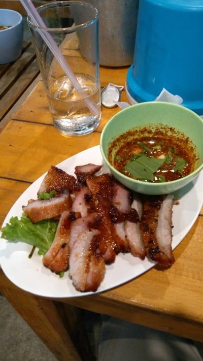 คอหมูย่าง