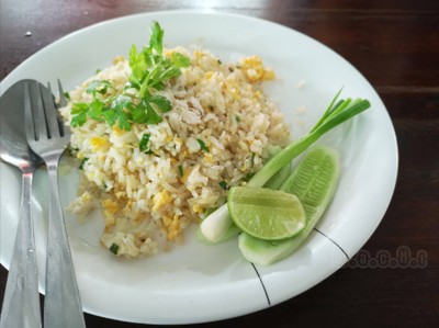 ข้าวผัดปู