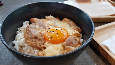 WHY SLEEP Cafe’