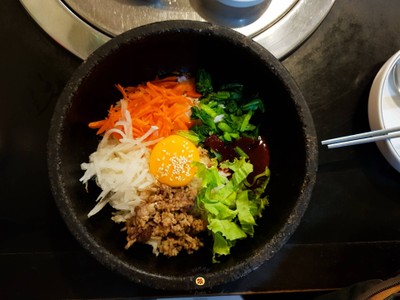 ข้าวยำเกาหลี