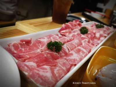 สันคอหมู